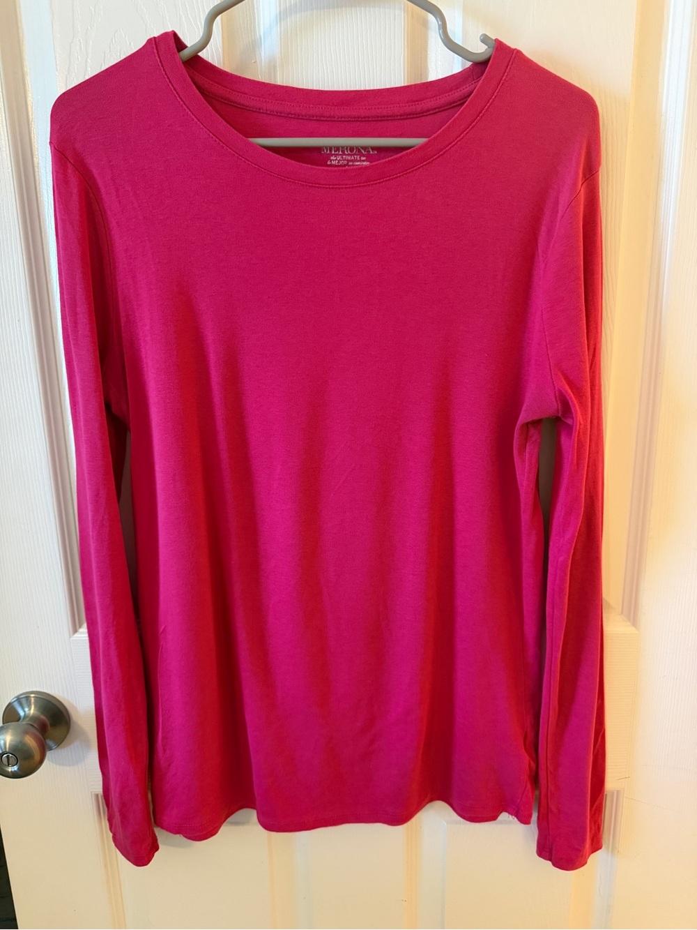 Merona Hot Pink Long Sleeve Crewneck Top